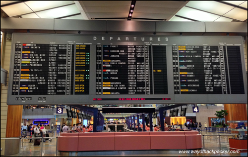 นอนสนามบิน Changi Airport Singapore